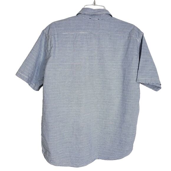 Eddie Bauer Mens Shirt Large Button Classic Fit Striped Blue Pocket Short Sleeve - Picture 2 of 9